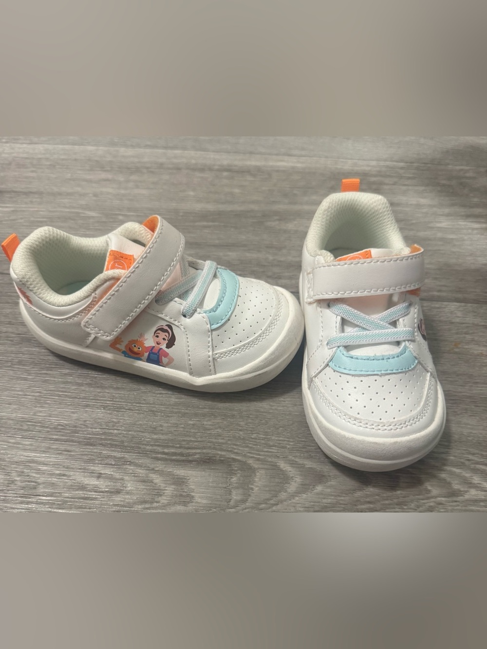 Stride Rite Mrs Rachel Herbie shoes 7T